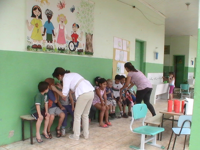Projeto Ouvir atende 990 crianças em 2014